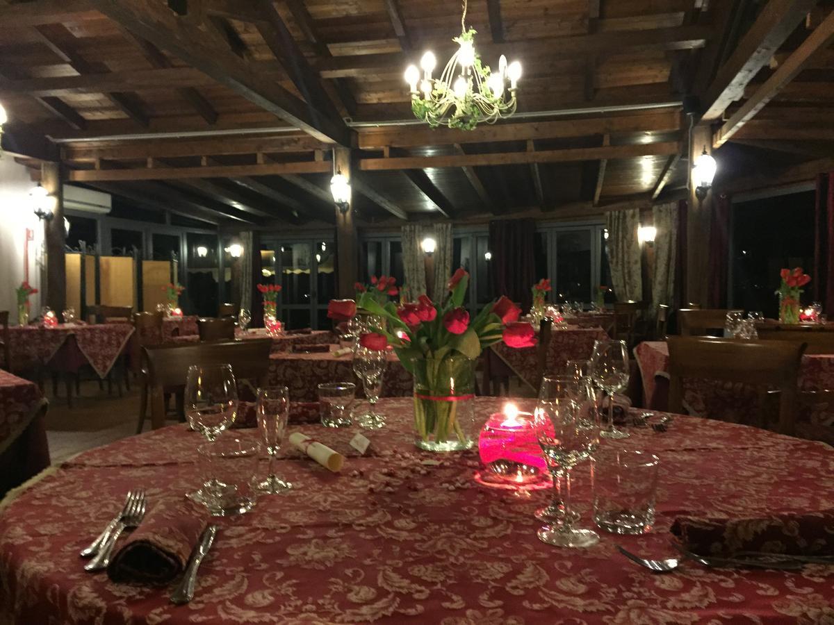 Tenuta Due Laghi Rivodutri Bagian luar foto