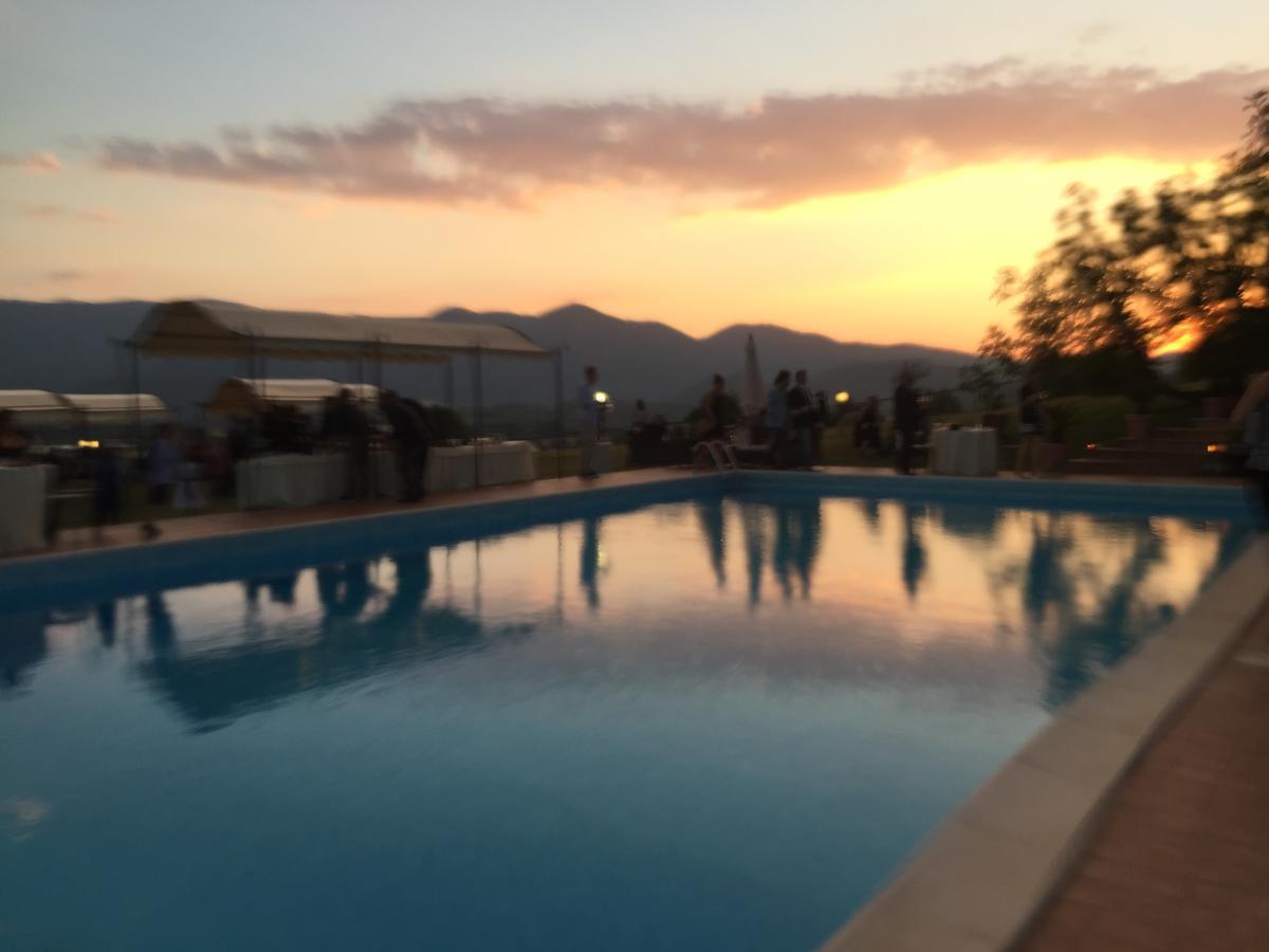 Tenuta Due Laghi Rivodutri Bagian luar foto