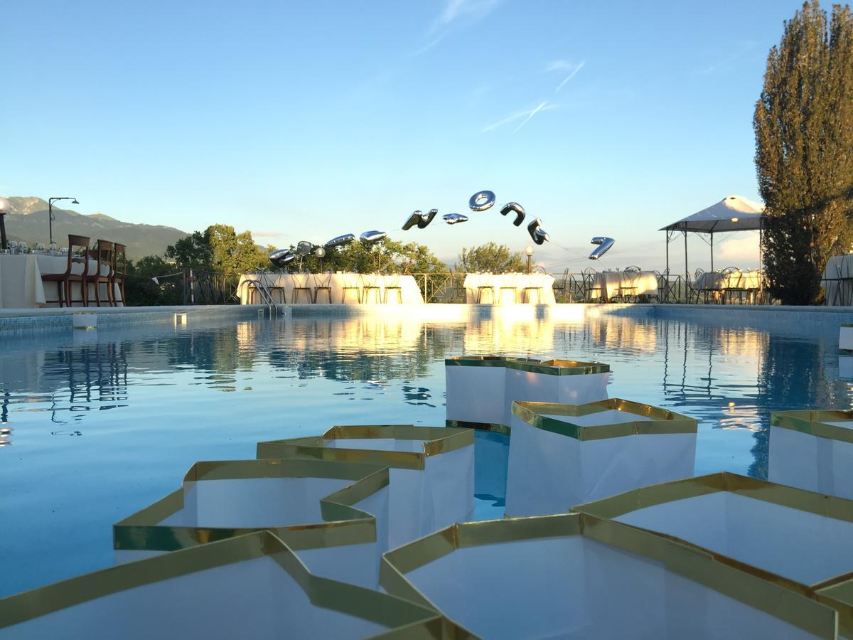 Tenuta Due Laghi Rivodutri Bagian luar foto